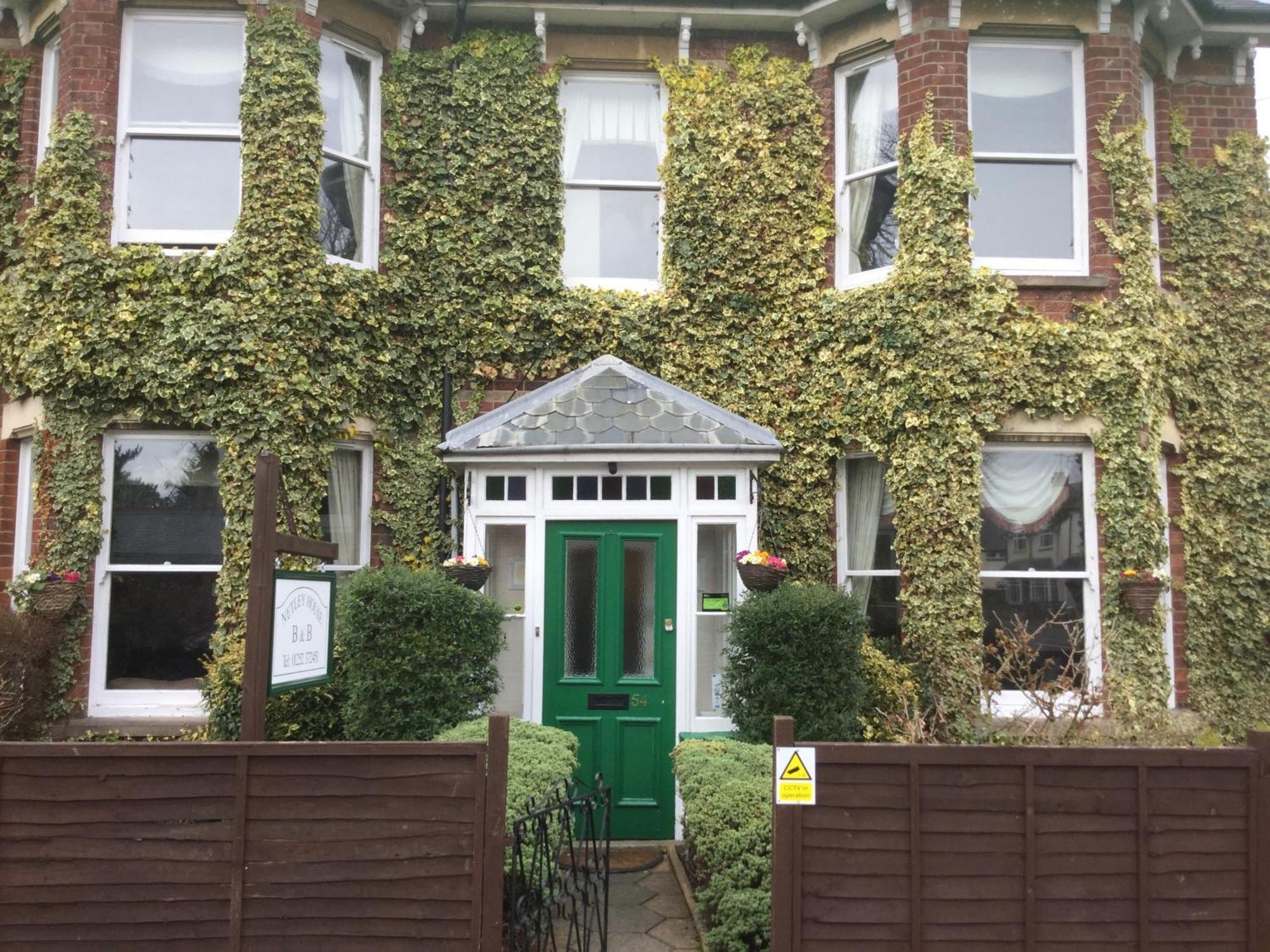 Netley Guest House Farnborough  Exteriör bild